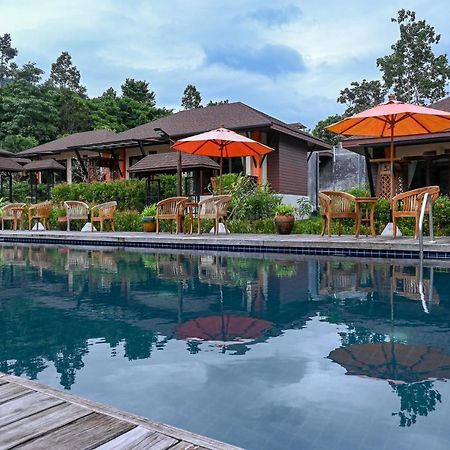 Cascade Tara Hotel Na Mueang Bagian luar foto