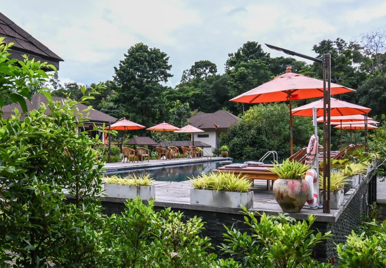 Cascade Tara Hotel Na Mueang Bagian luar foto