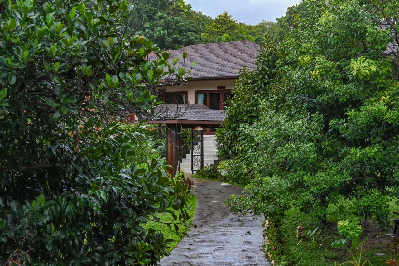 Cascade Tara Hotel Na Mueang Bagian luar foto