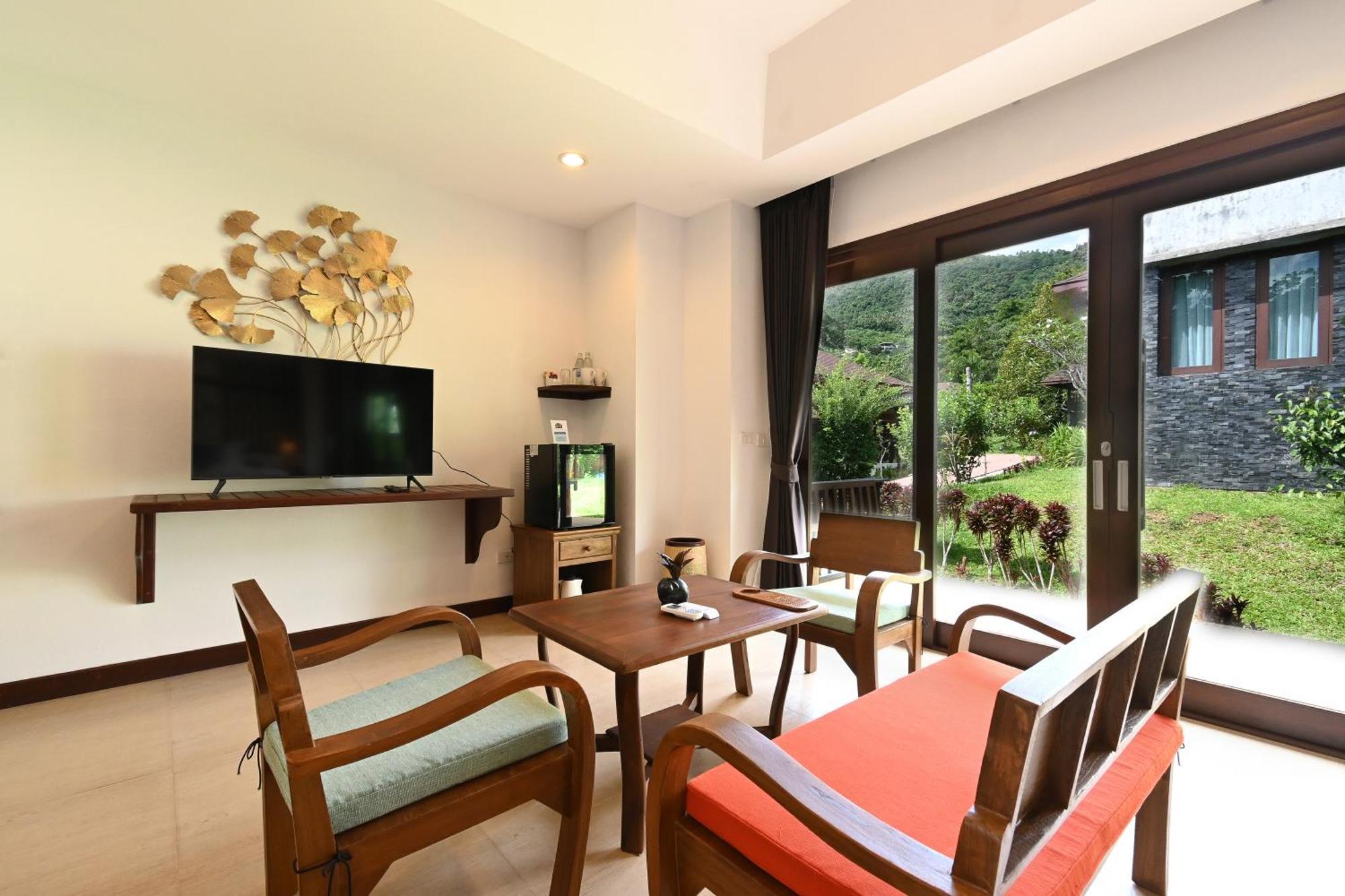 Cascade Tara Hotel Na Mueang Ruang foto