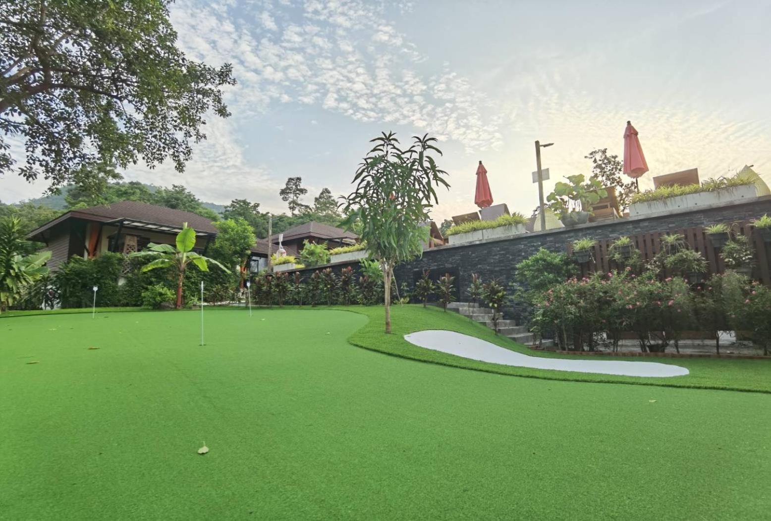 Cascade Tara Hotel Na Mueang Bagian luar foto