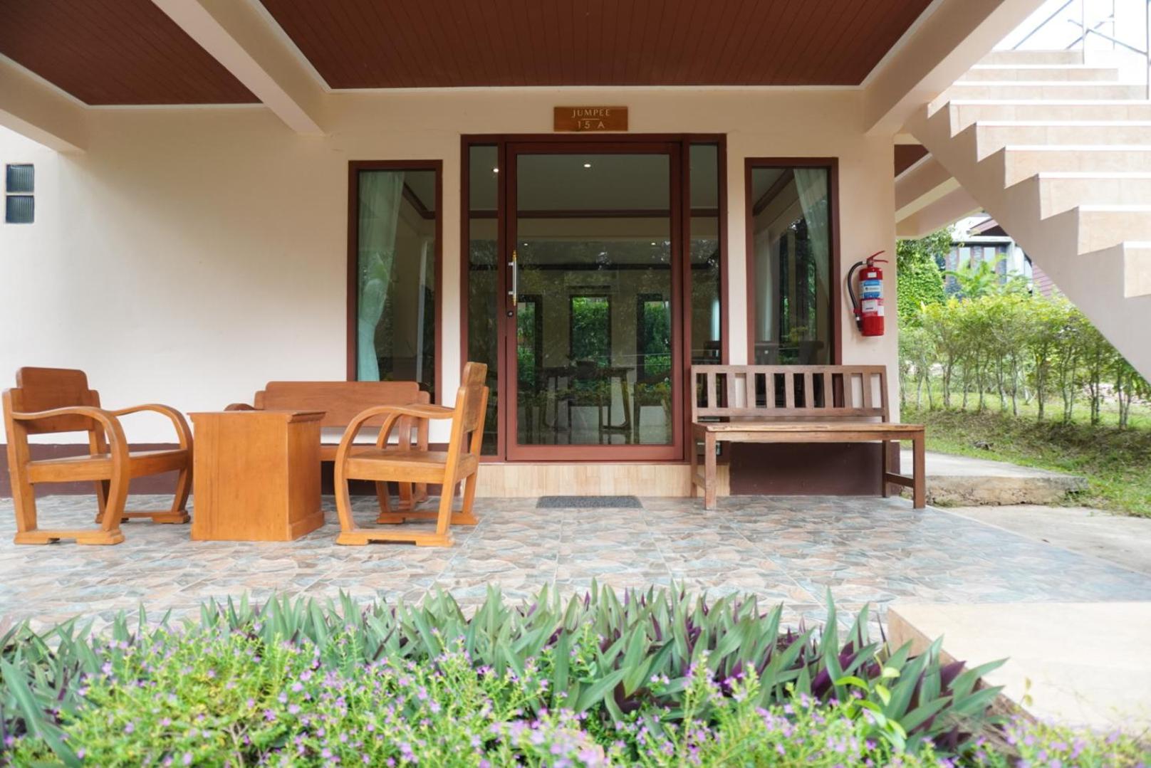 Cascade Tara Hotel Na Mueang Bagian luar foto